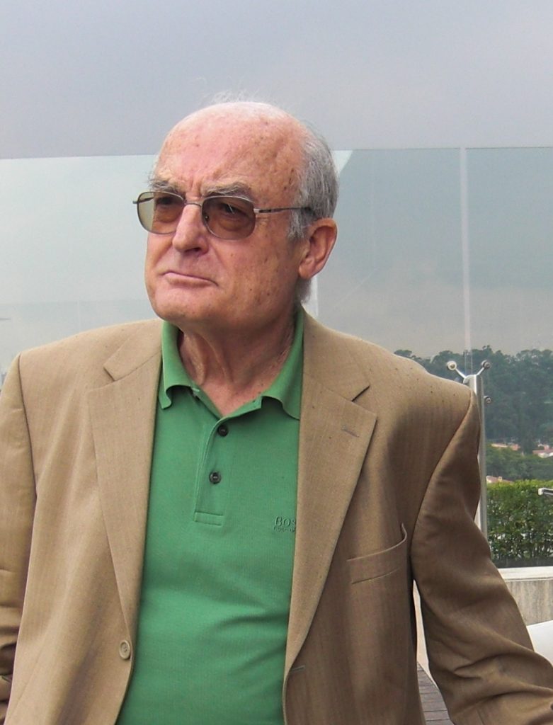 Luis Gordillo recibe el premio Ceán Bermúdez de las Artes 2022