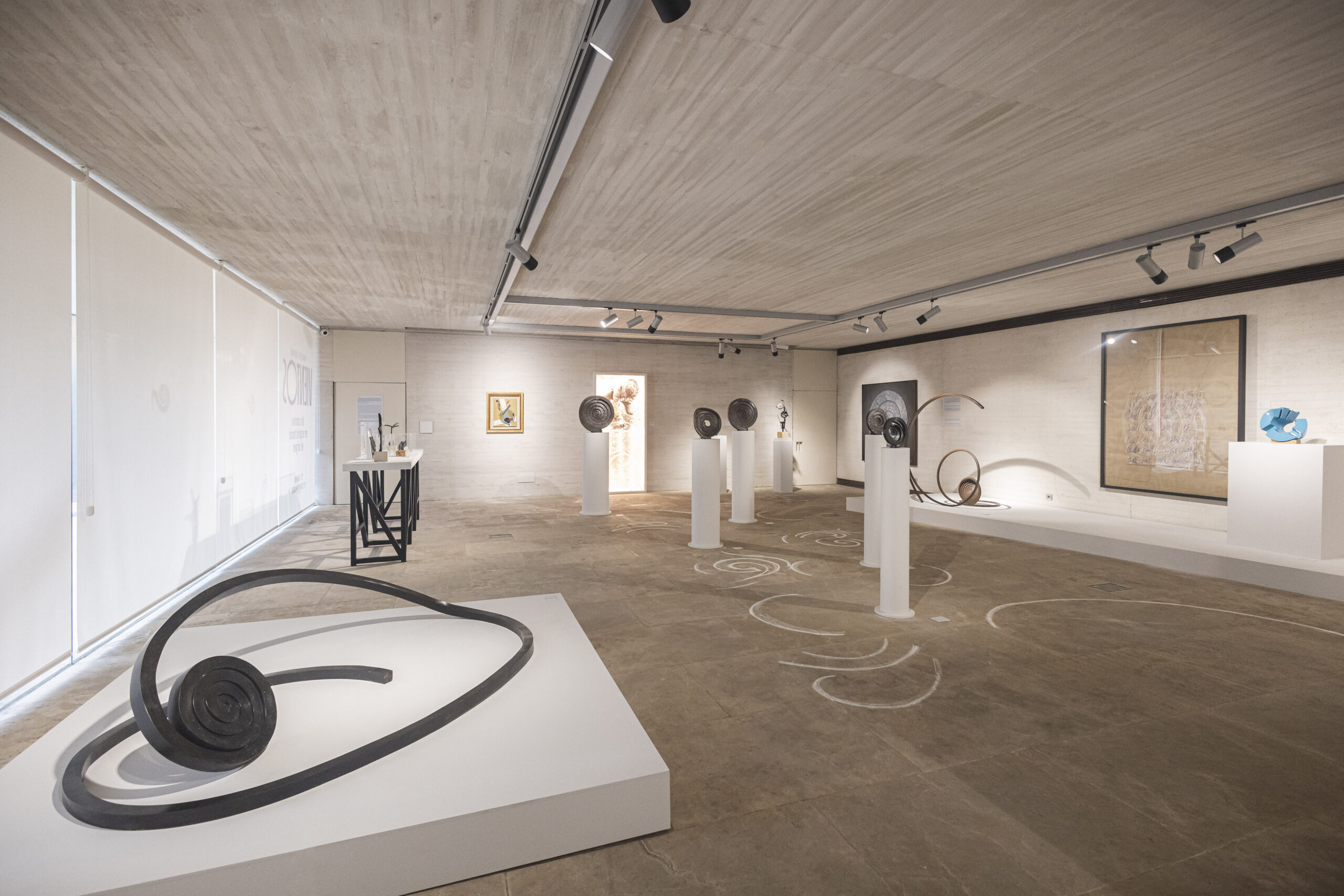 La exposición «Vientos» se adentra en las espirales del artista Martín Chirino, cuyo legado representa Marlborough