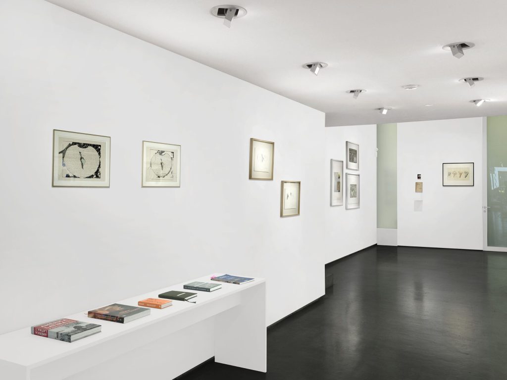 Marlborough inaugura simultáneamente en Madrid y Barcelona con «Rayuela» y Anna Bella Geiger