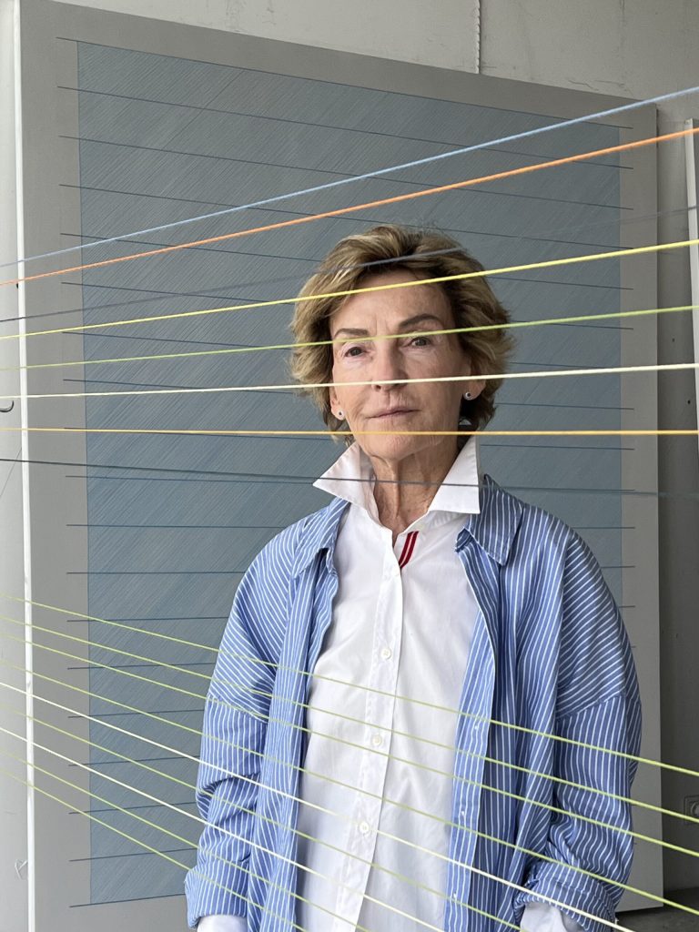 Marlborough celebra su última exposición, «Entre dos horizontes», de la artista Soledad Sevilla